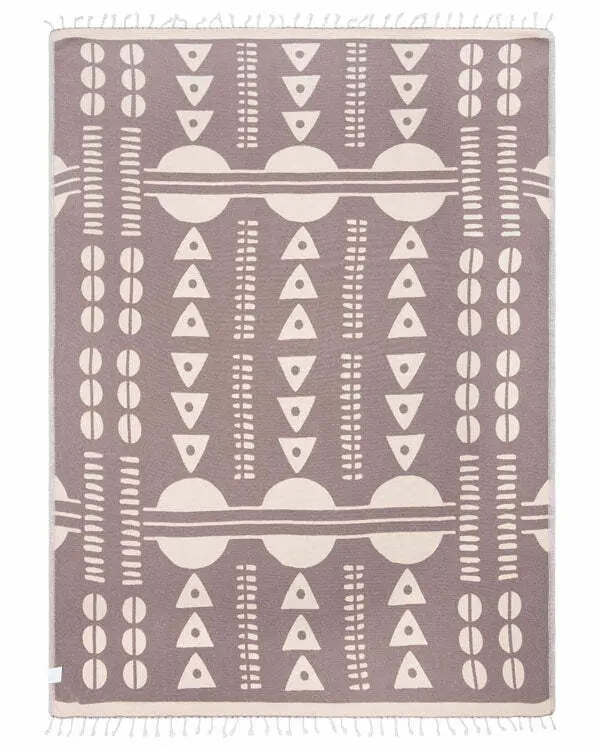 Alternative view of Delta Blanket | Sand Cloud