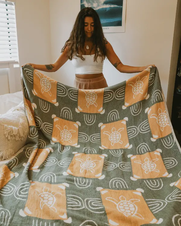Alternative view of Tanna Blanket | Sand Cloud