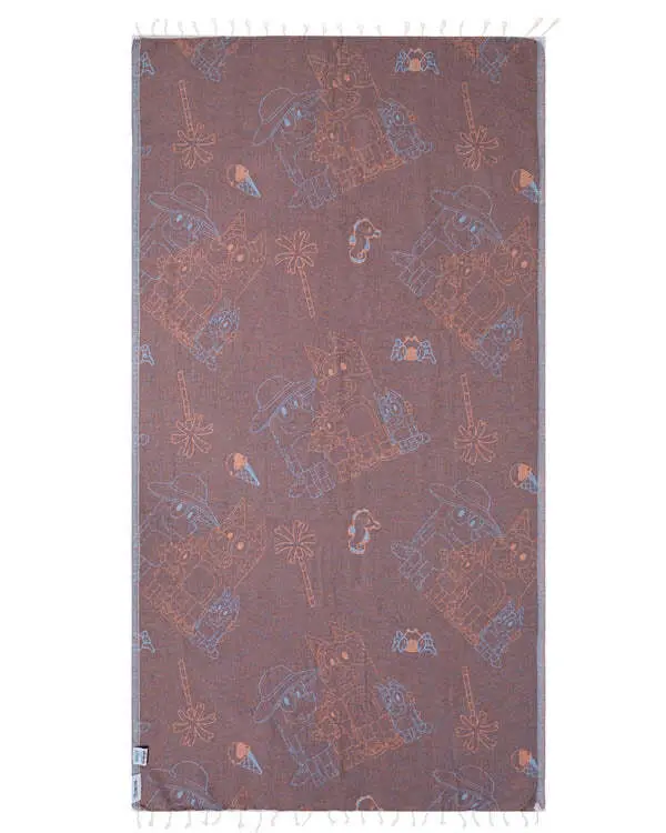Bluey & Family Adult Towel | Sand Cloud - Image 3