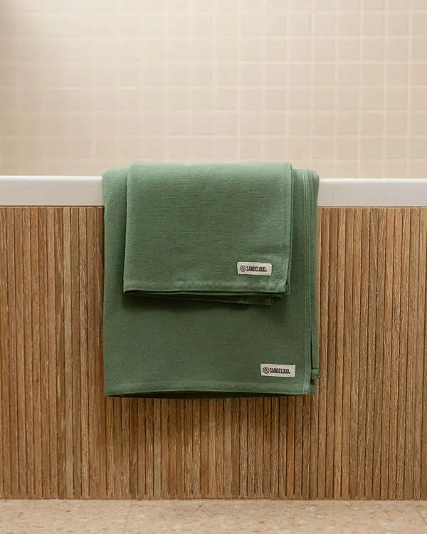 Alternative view of Terra Fringeless XL Bath Bundle - Hedge Green | Sand Cloud
