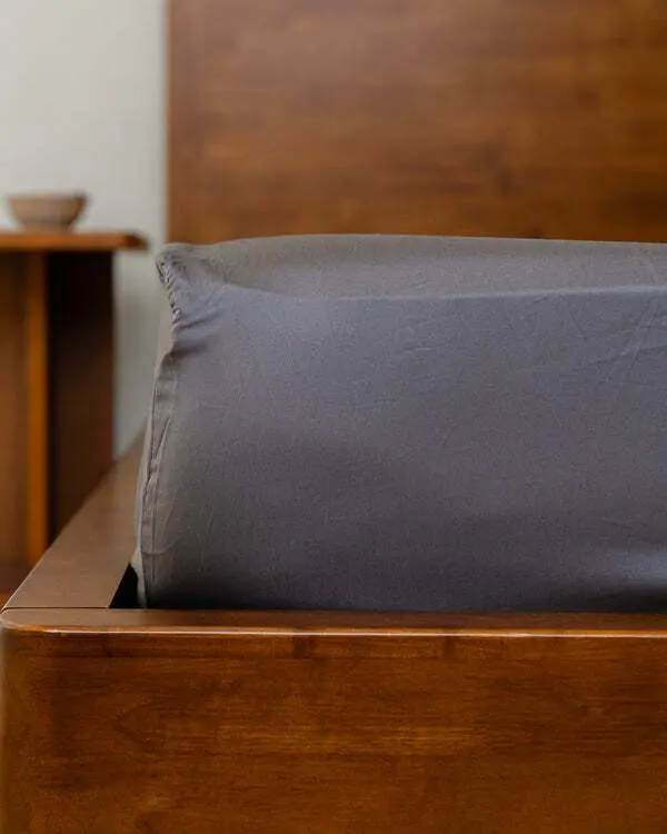 Luxe Sateen Fitted Sheet Steel Grey | Sand Cloud