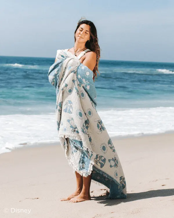 Disney - Stitch Sun - PARTY BLANKET | Sand Cloud - Image 6
