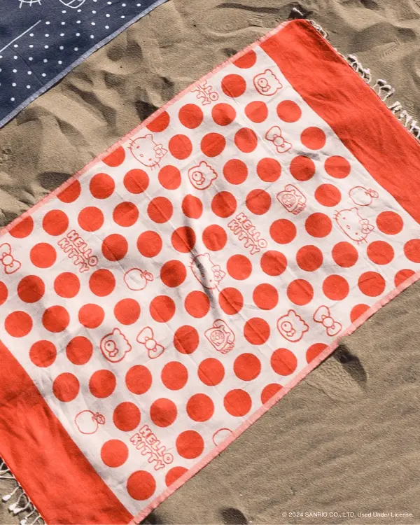 Hello Kitty - Hello Kitty Polka Dot | Sand Cloud - Image 4