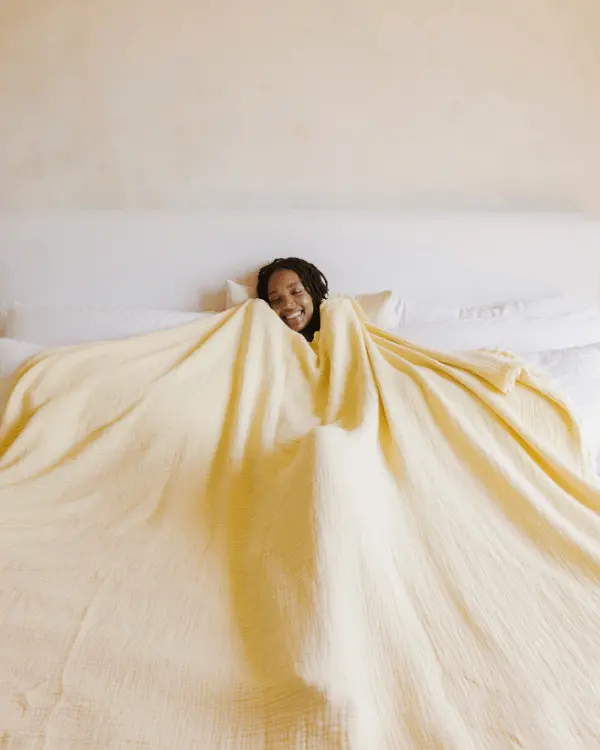 Alternative view of Lara Straw - PARTY BLANKET - Queen | Sand Cloud